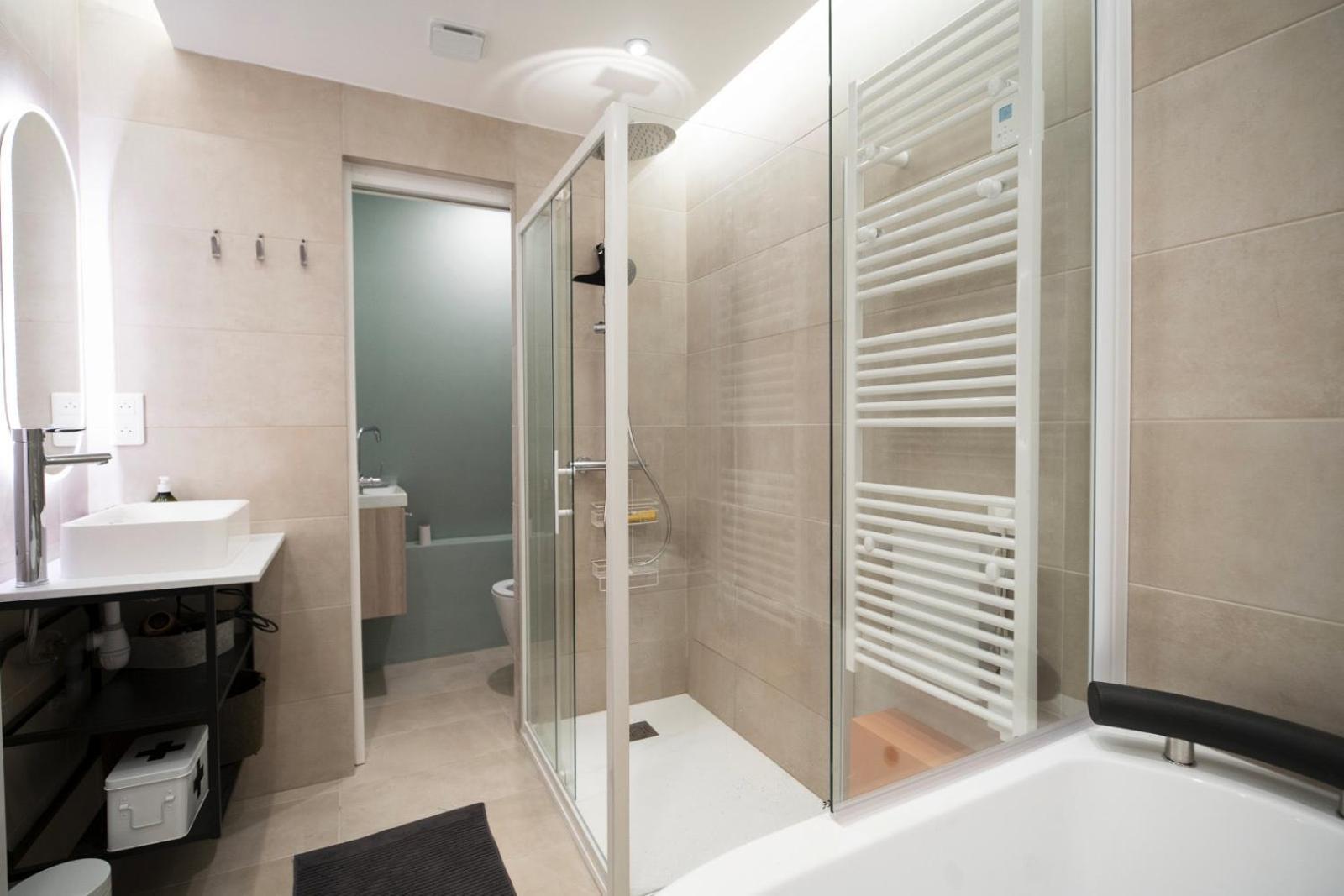 Bel Appartement Type Chalet Avec Balneo Et Jardin Greolieres Kültér fotó